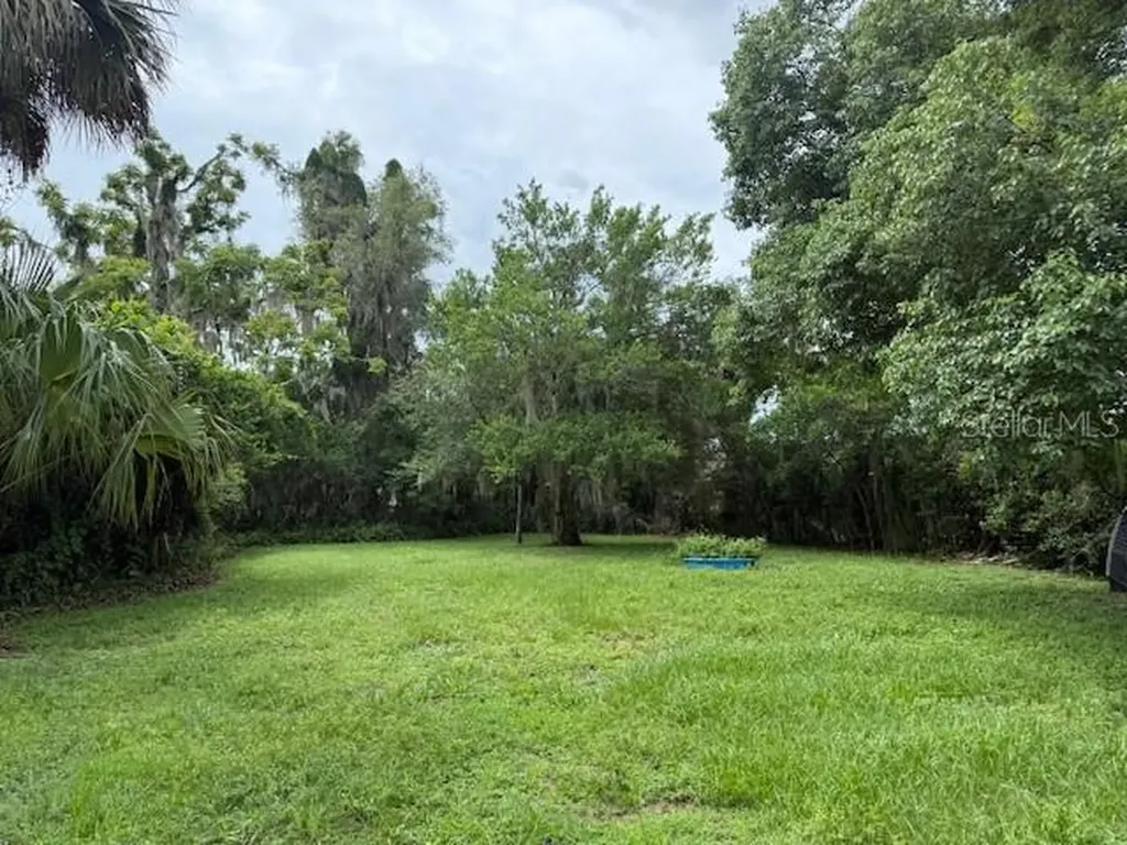 104 E Rosehill Avenue Deland FL 32724