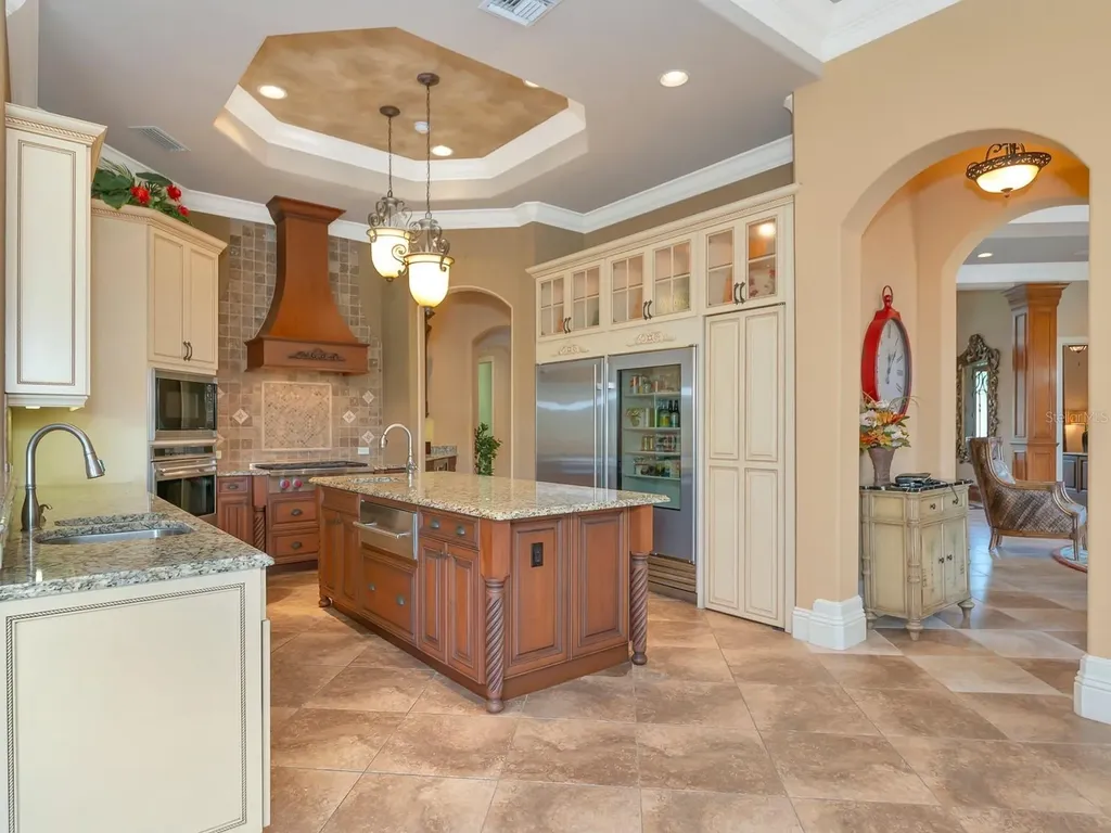 8305 Farington Court Bradenton FL 34202