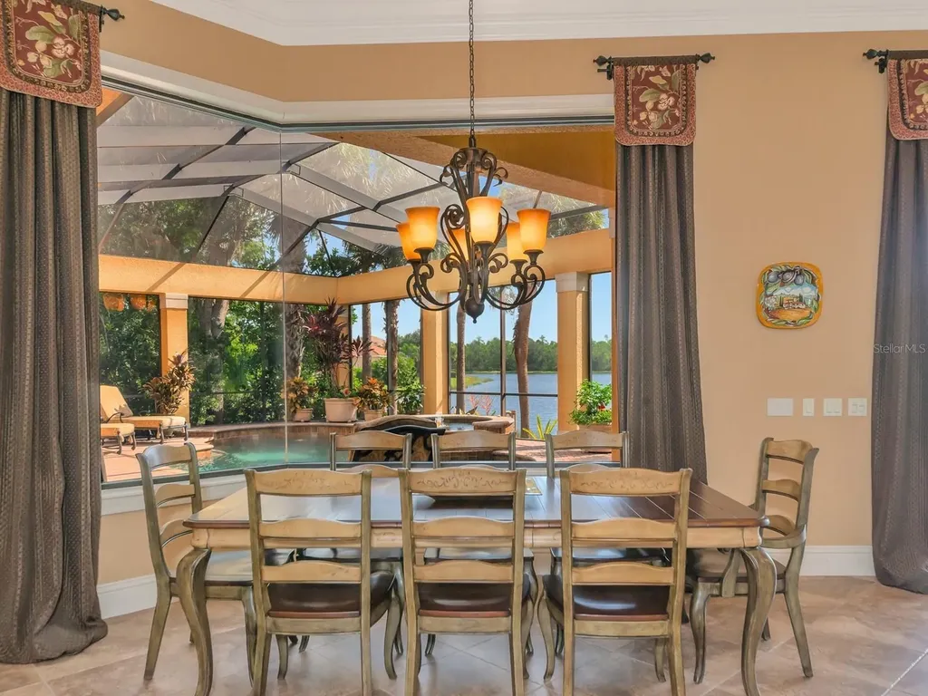 8305 Farington Court Bradenton FL 34202