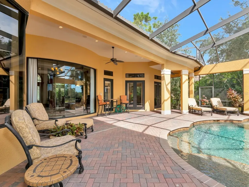 8305 Farington Court Bradenton FL 34202
