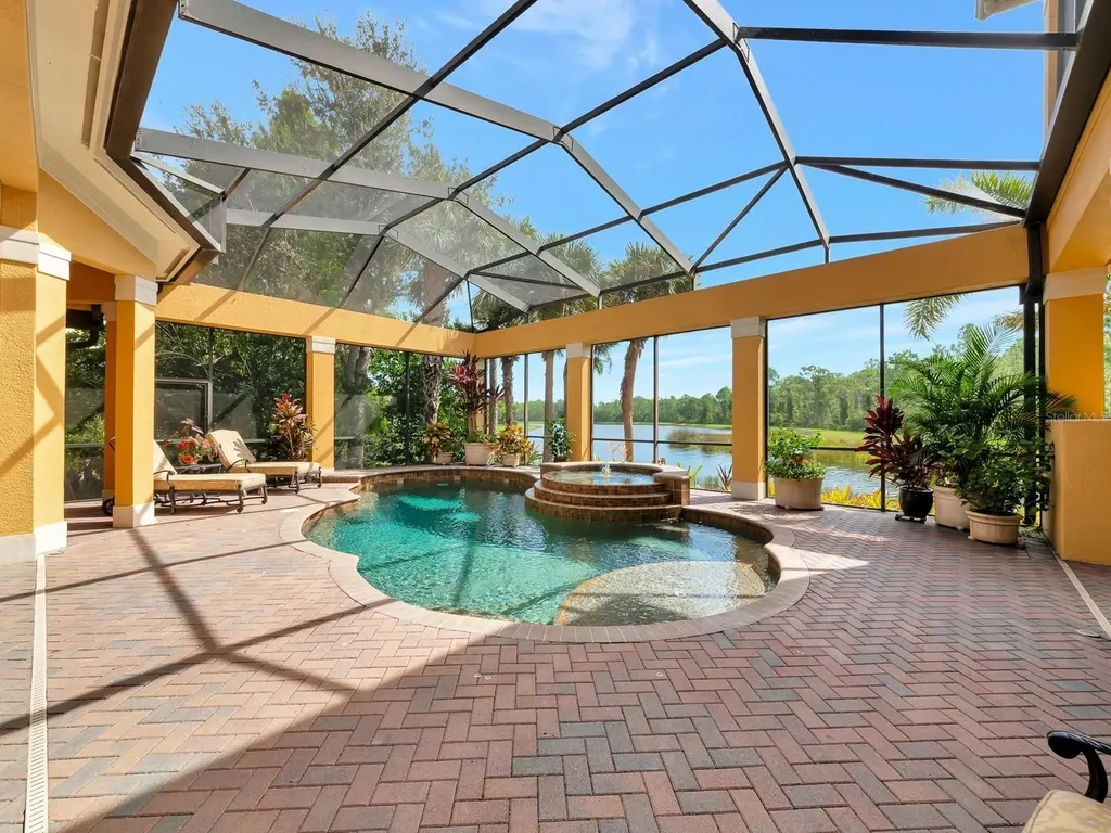 8305 Farington Court Bradenton FL 34202