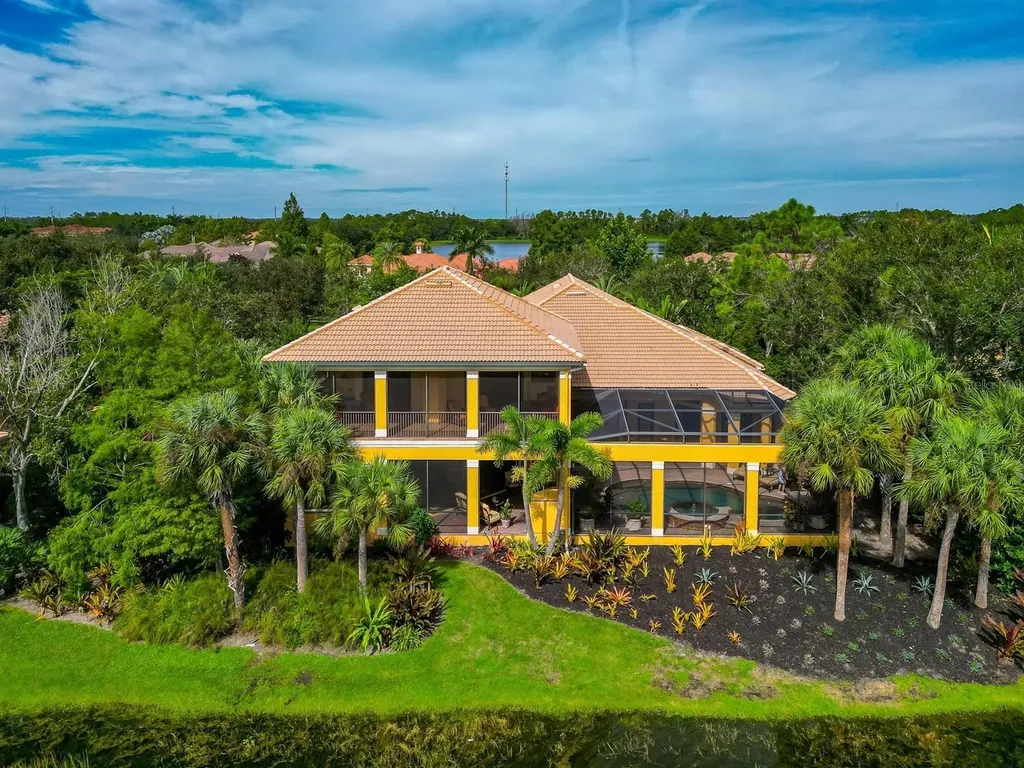 8305 Farington Court Bradenton FL 34202