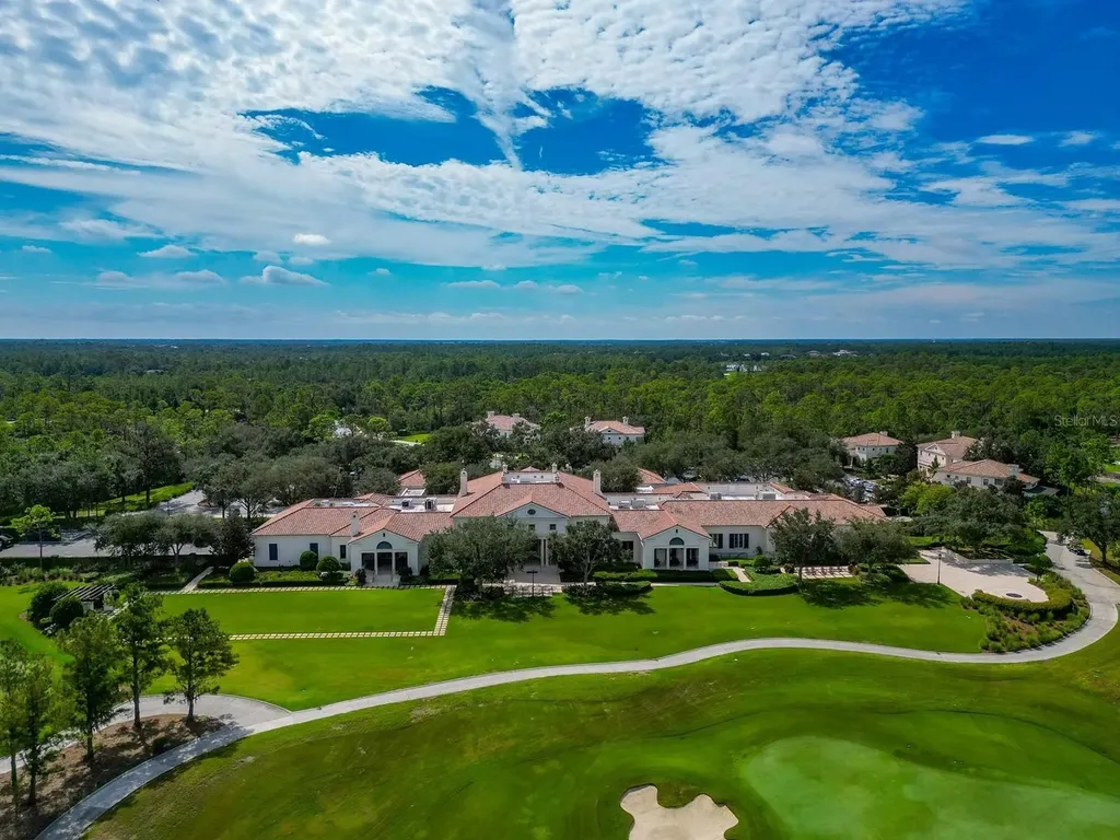 8305 Farington Court Bradenton FL 34202