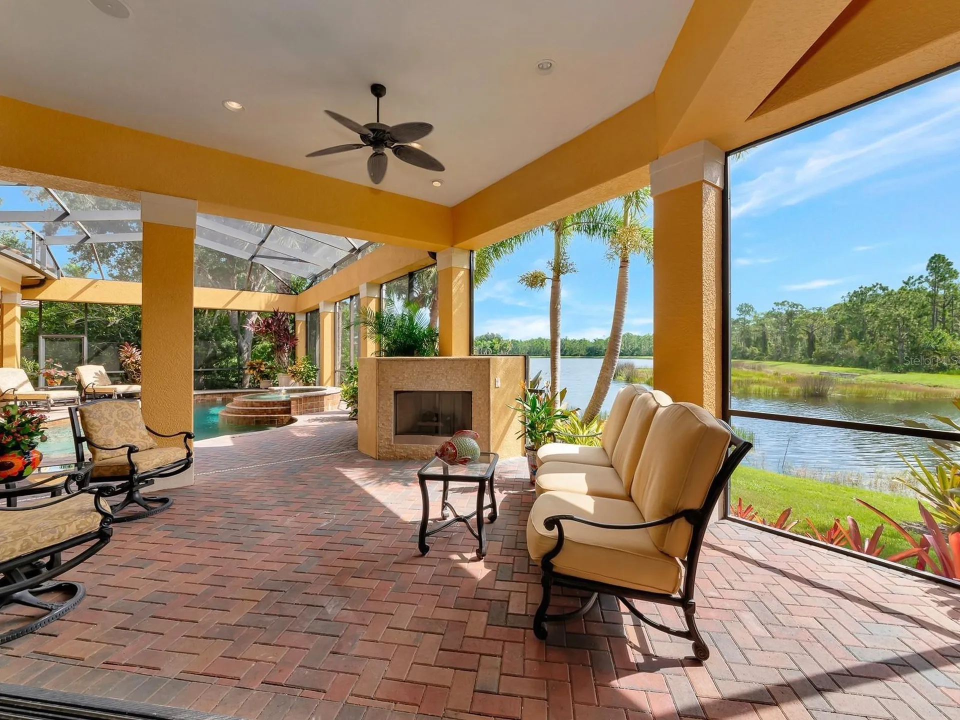 8305 Farington Court Bradenton FL 34202