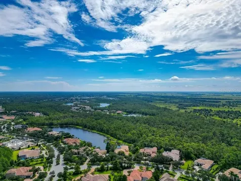 8305 Farington Court Bradenton FL 34202