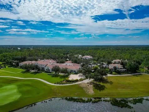 8305 Farington Court Bradenton FL 34202