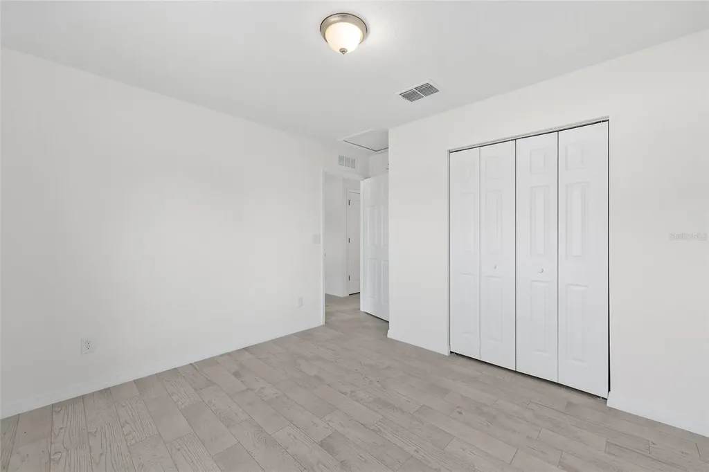 230 Oak Circle Ocala FL 34472