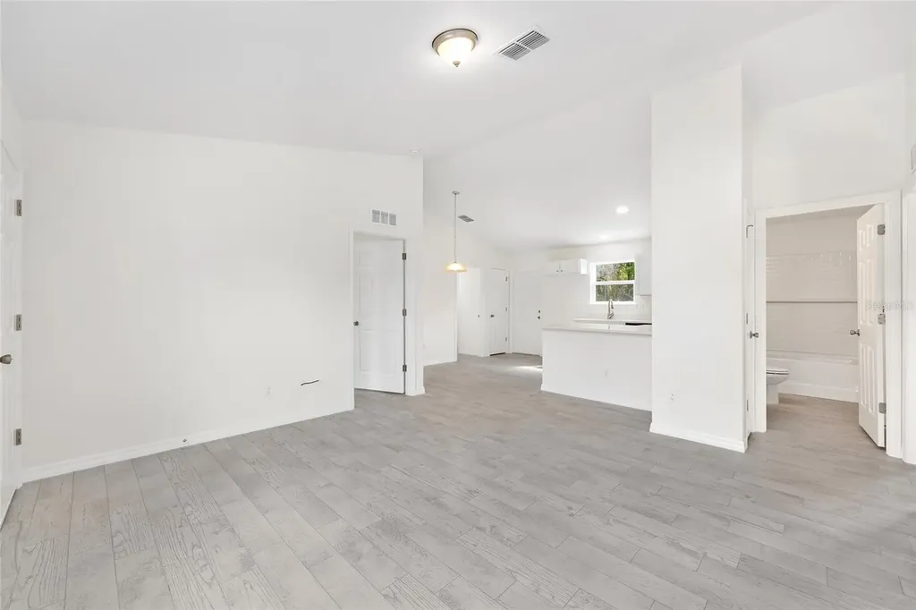 230 Oak Circle Ocala FL 34472