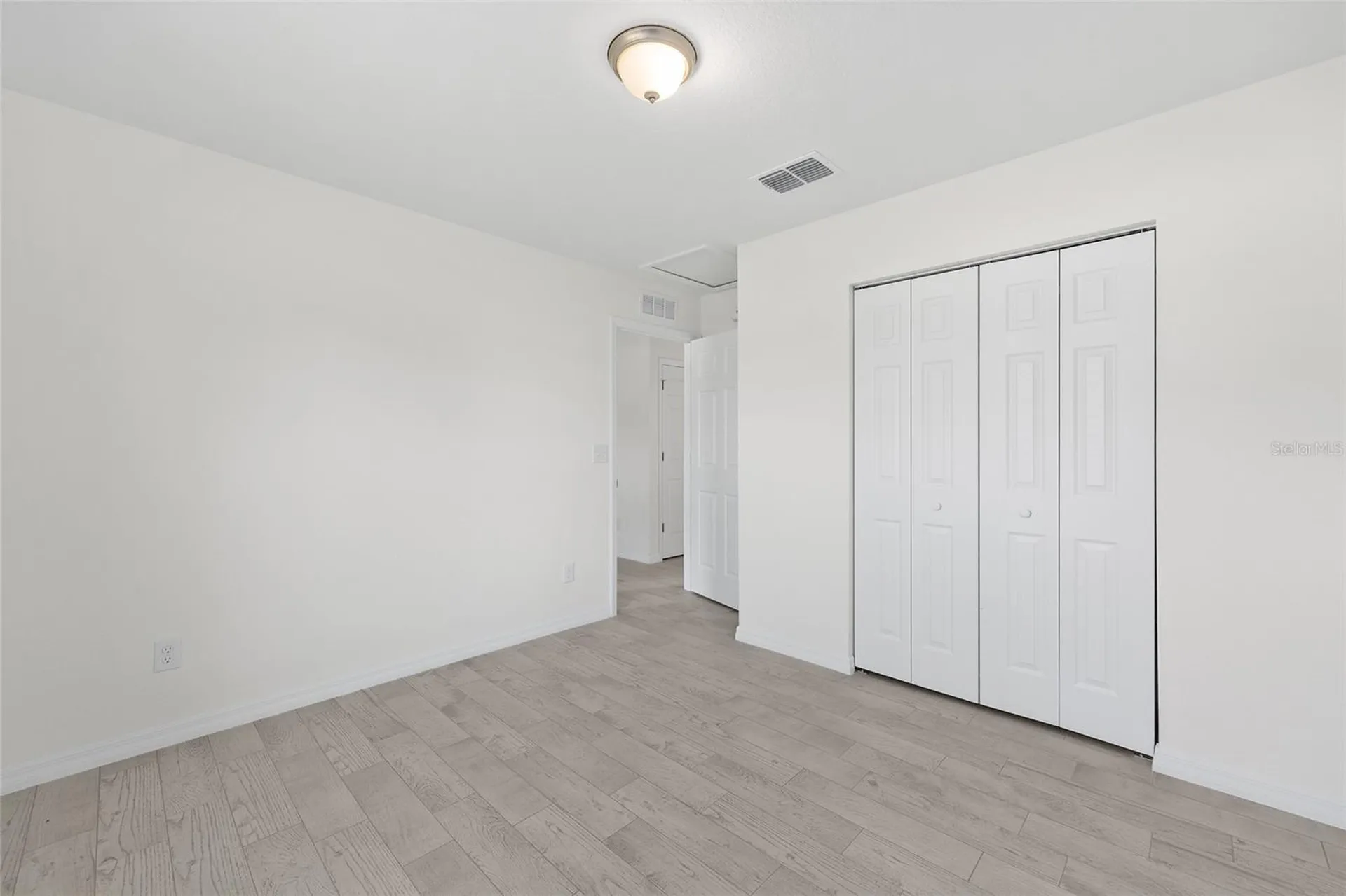 230 Oak Circle Ocala FL 34472