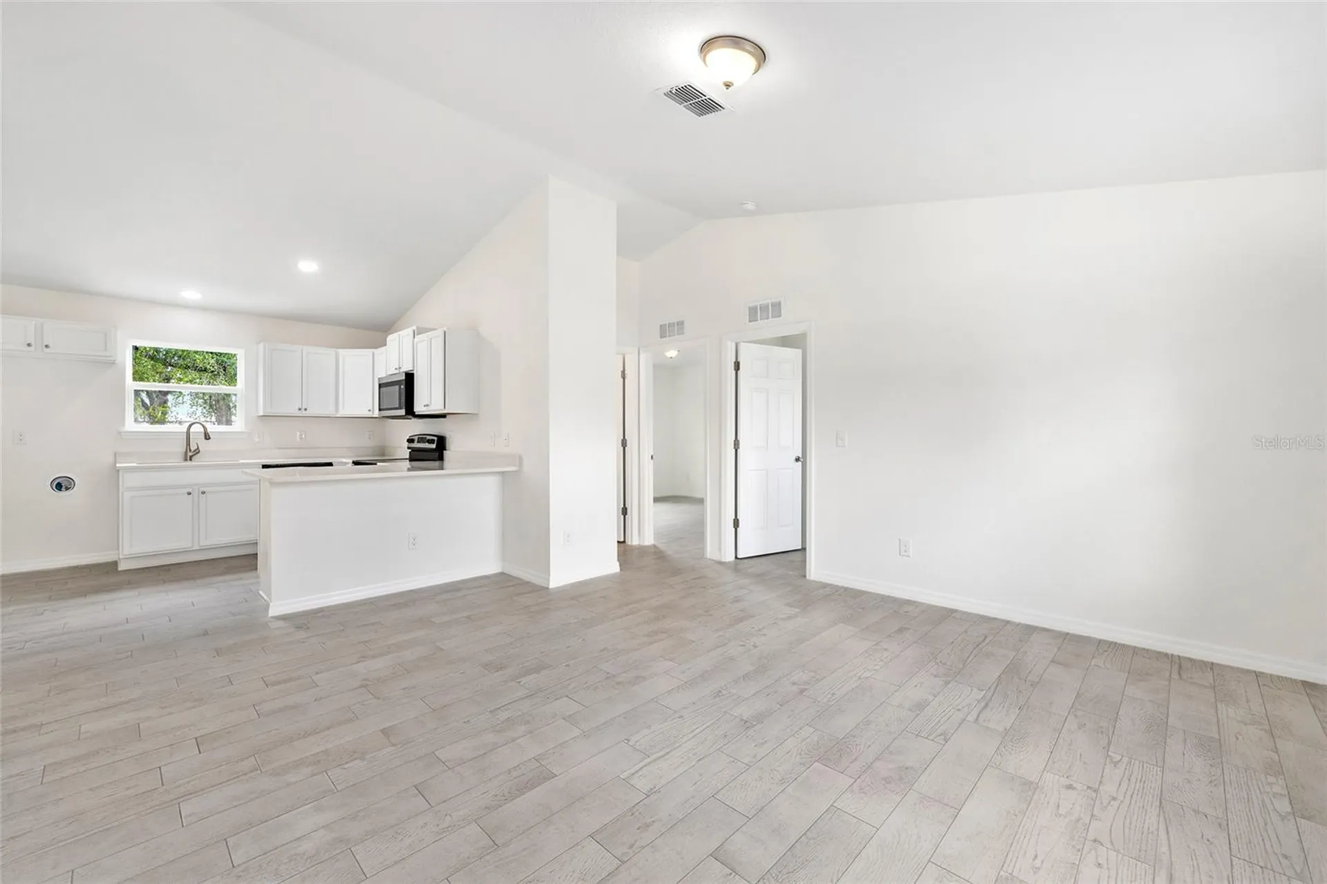 230 Oak Circle Ocala FL 34472