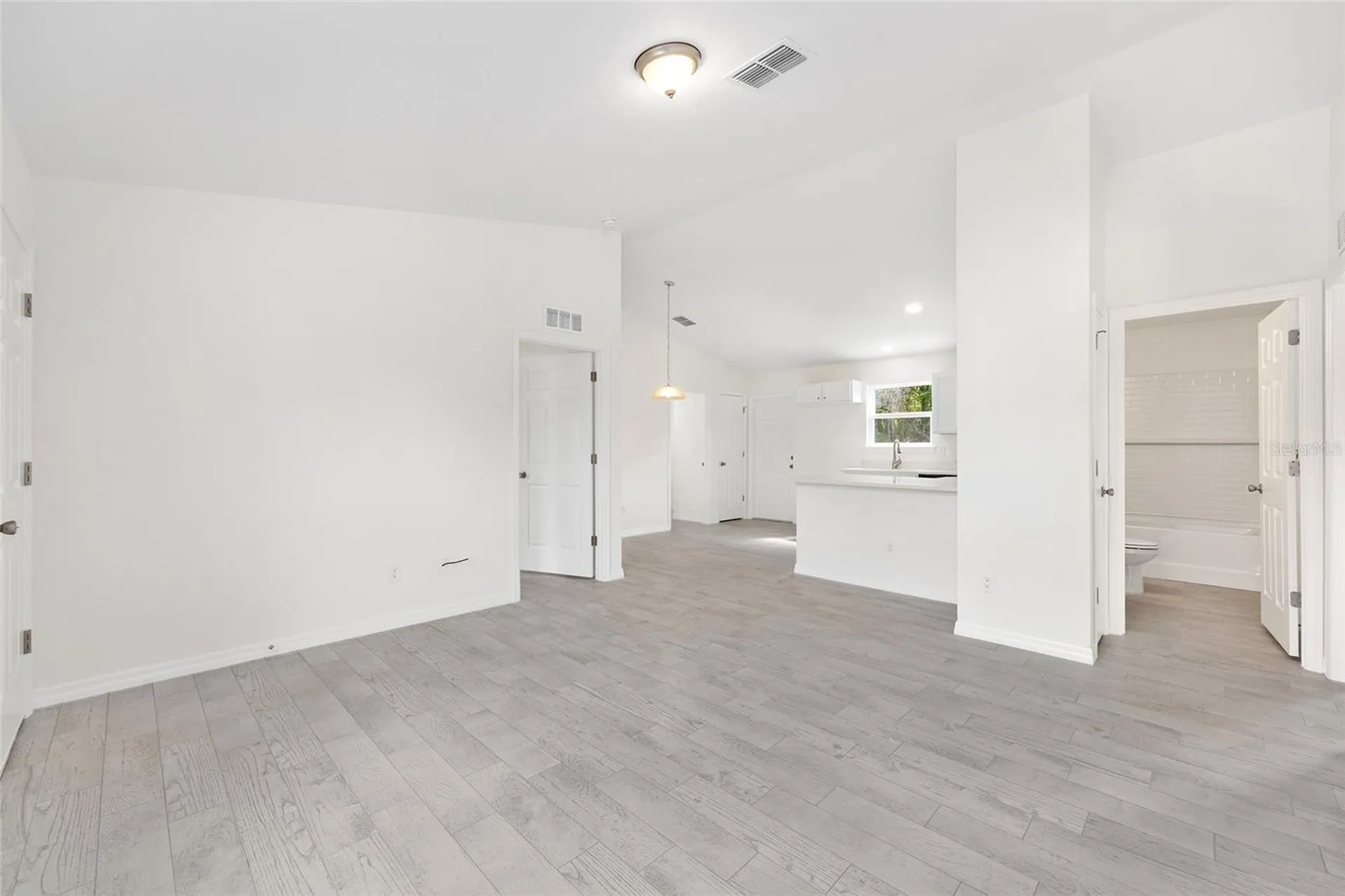 230 Oak Circle Ocala FL 34472