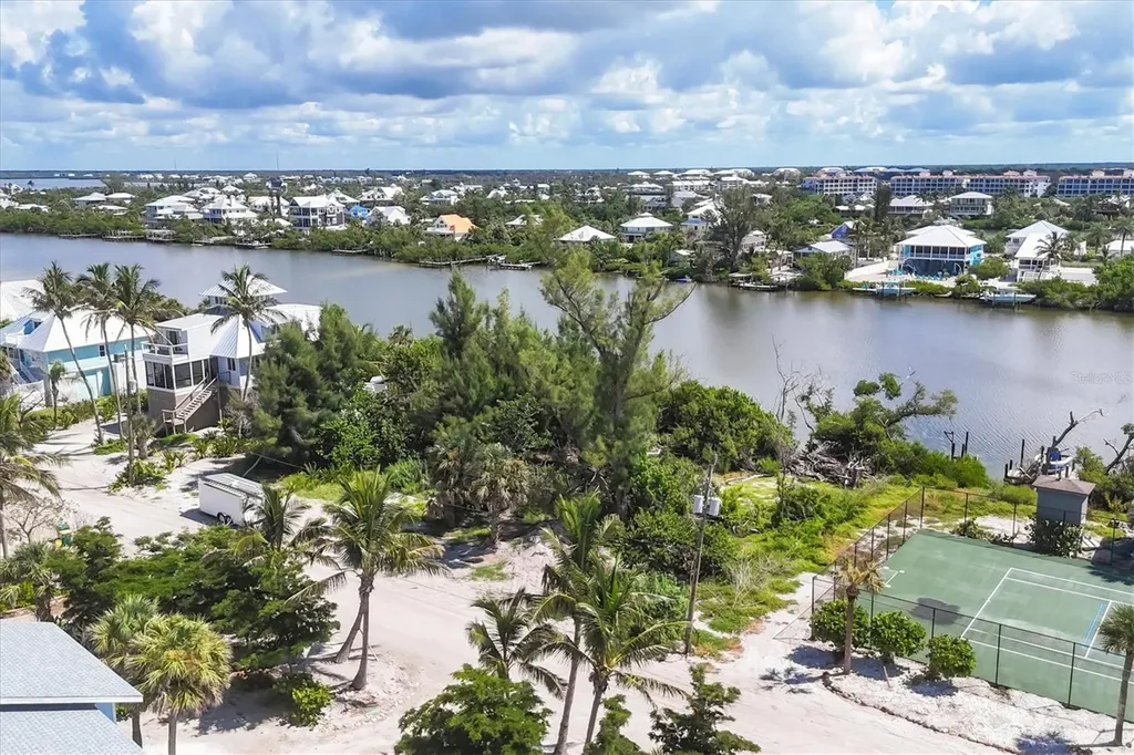 208 S Gulf Boulevard Placida FL 33946