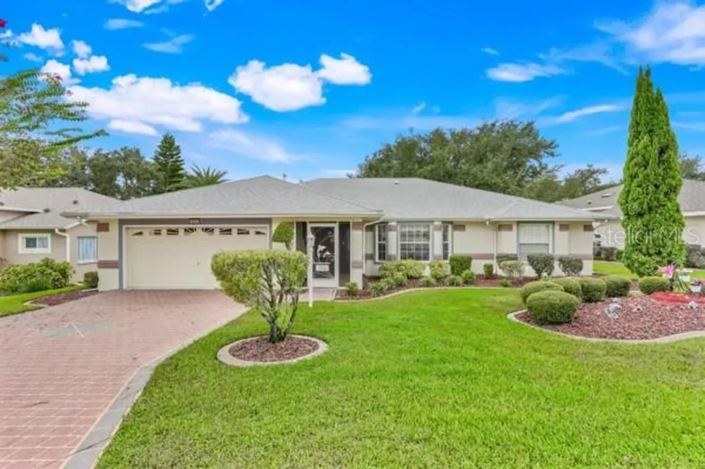 4950 Glen Coe Street Leesburg FL 34748