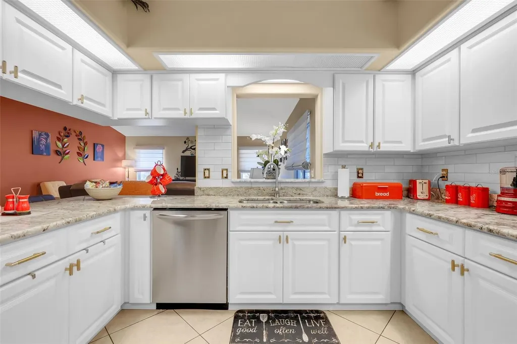 4950 Glen Coe Street Leesburg FL 34748