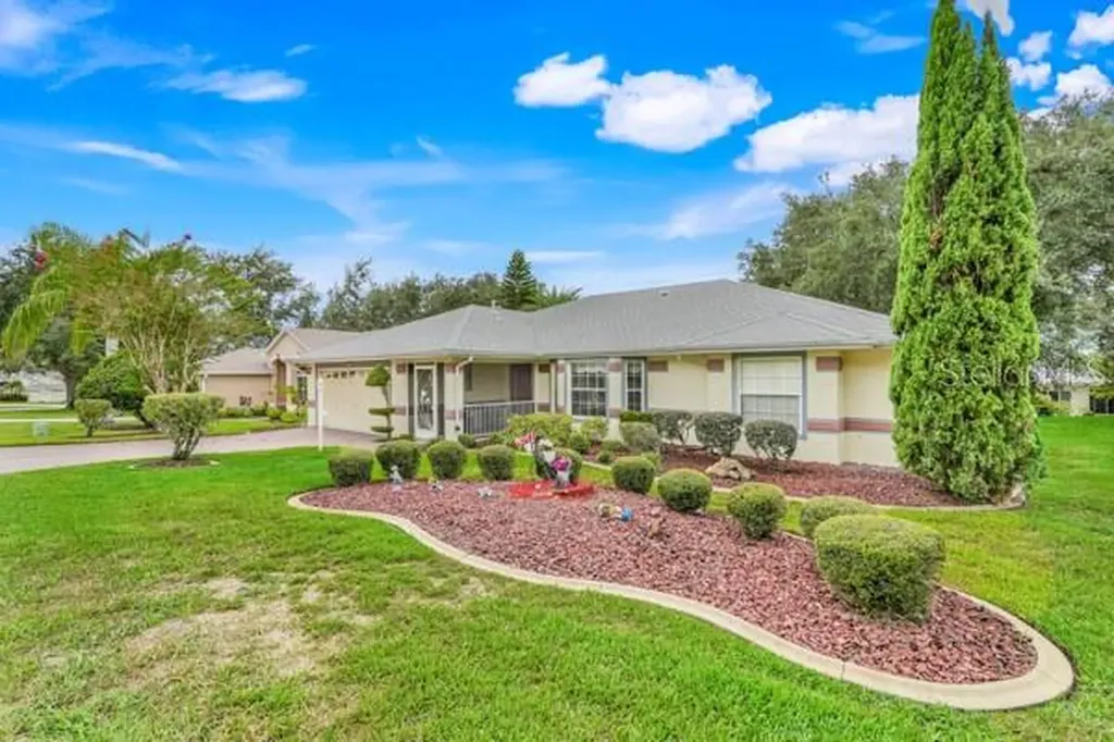 4950 Glen Coe Street Leesburg FL 34748