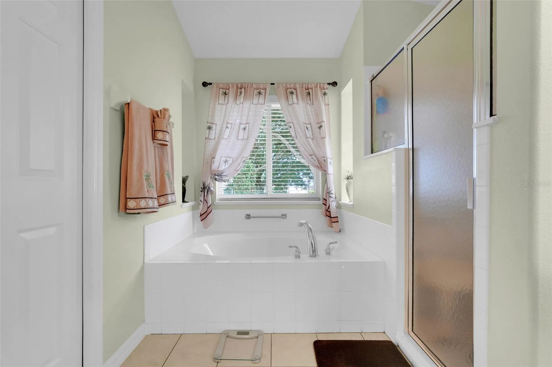 4950 Glen Coe Street Leesburg FL 34748