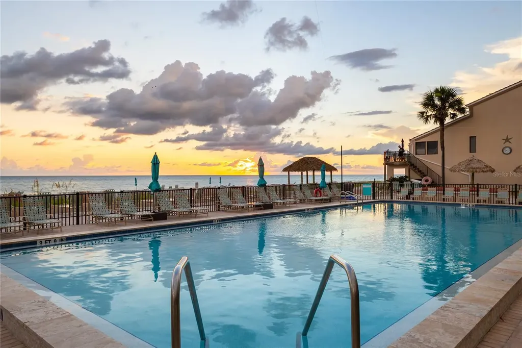 4621 Gulf Of Mexico Drive Longboat Key FL 34228