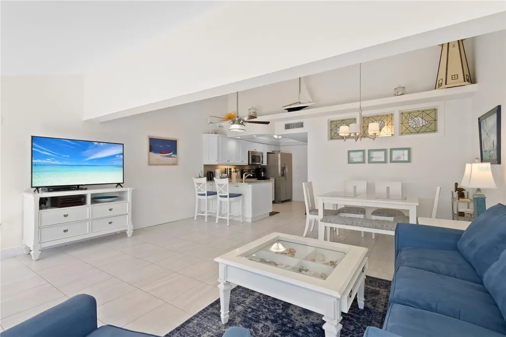 4621 Gulf Of Mexico Drive Longboat Key FL 34228