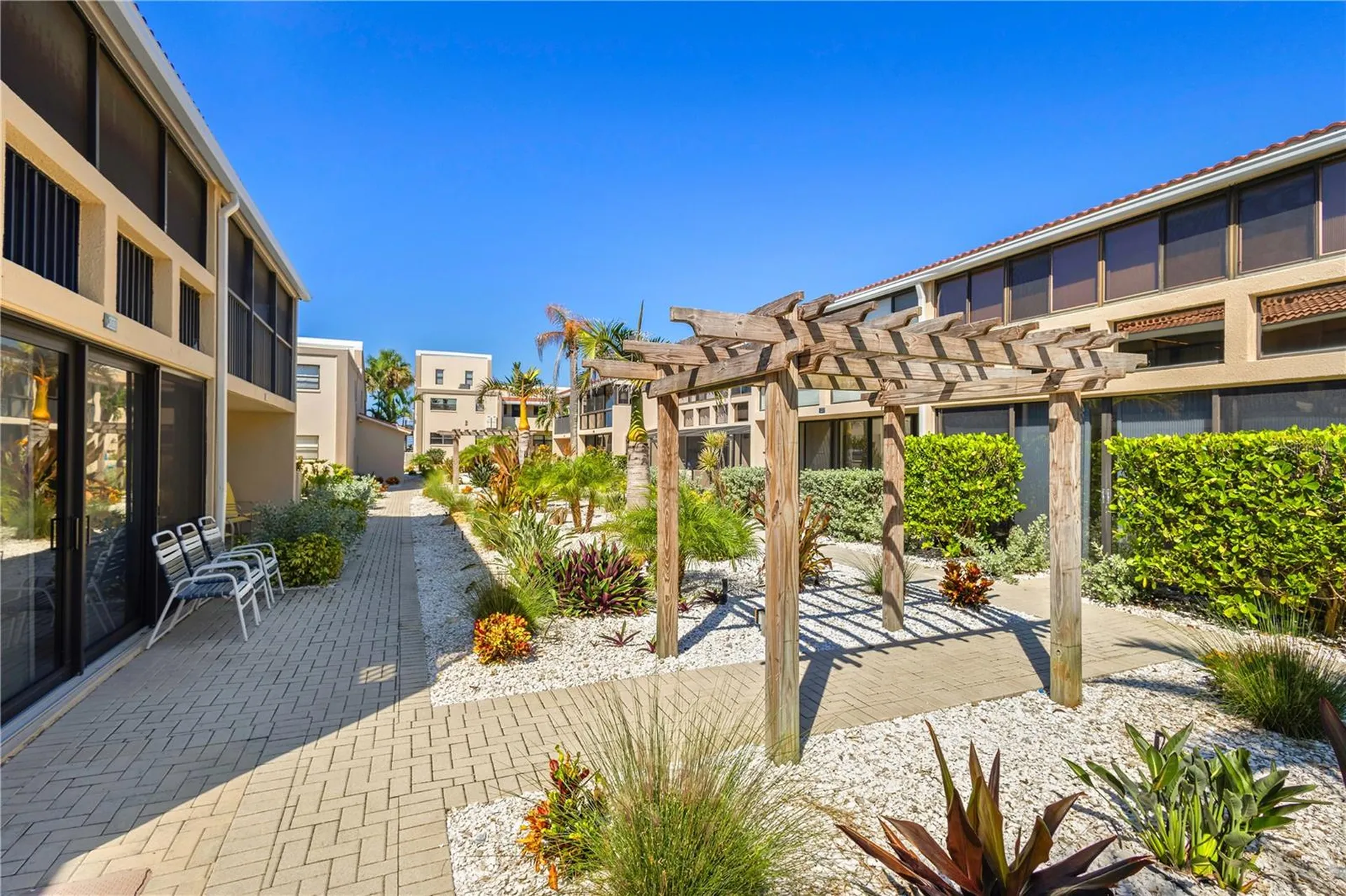 4621 Gulf Of Mexico Drive Longboat Key FL 34228