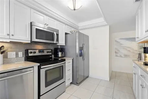 4621 Gulf Of Mexico Drive Longboat Key FL 34228