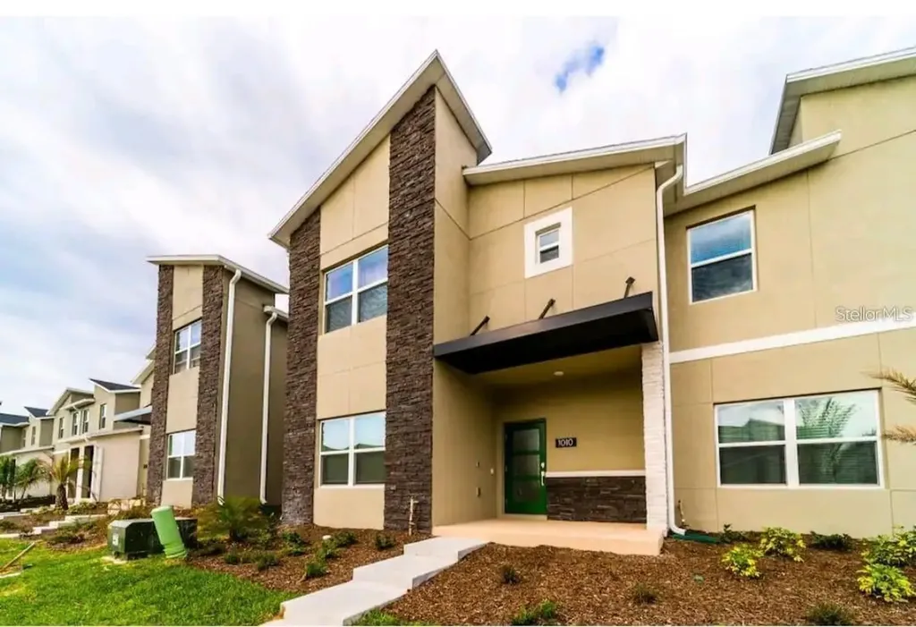 974 Splash Shot Place Davenport FL 33896