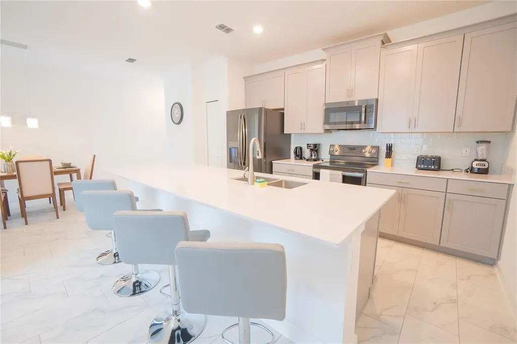 974 Splash Shot Place Davenport FL 33896