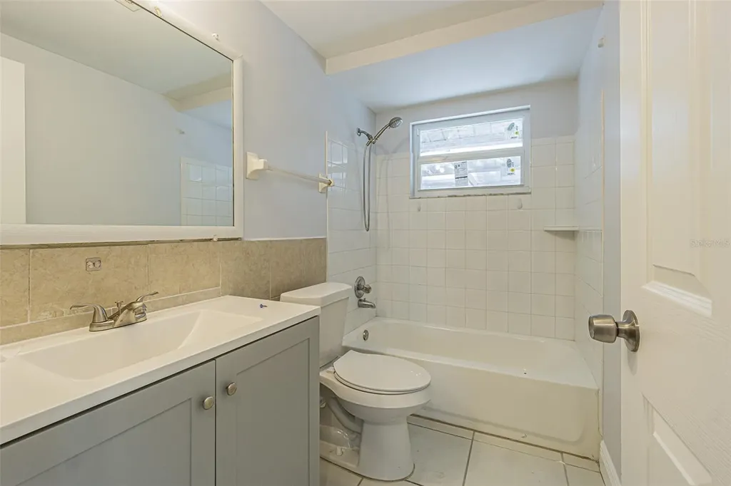 6321 Spanish Main Drive Apollo Beach FL 33572