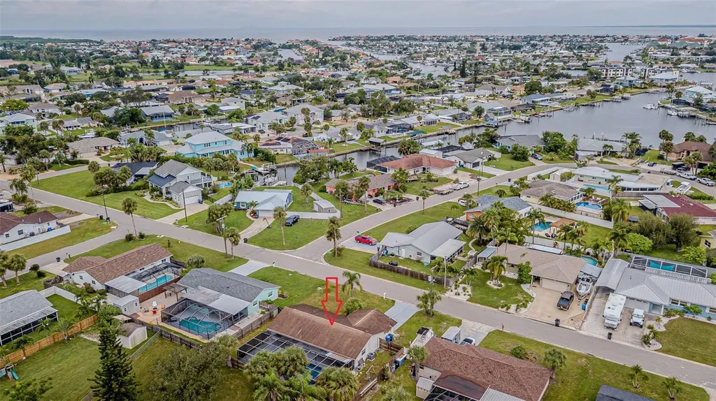 6321 Spanish Main Drive Apollo Beach FL 33572