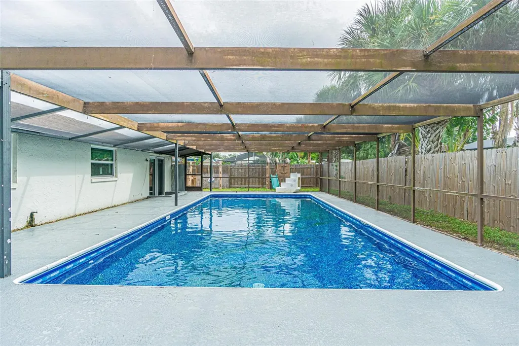 6321 Spanish Main Drive Apollo Beach FL 33572