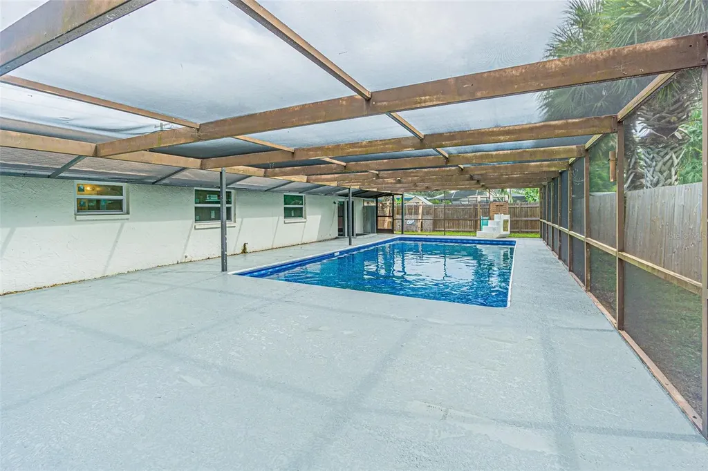 6321 Spanish Main Drive Apollo Beach FL 33572