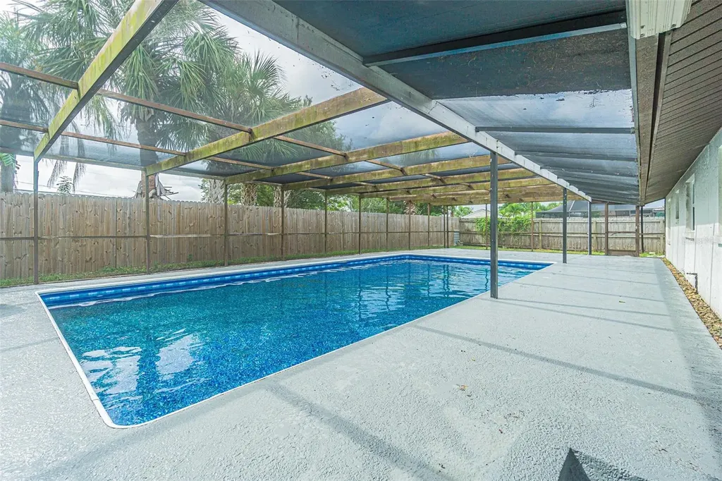 6321 Spanish Main Drive Apollo Beach FL 33572