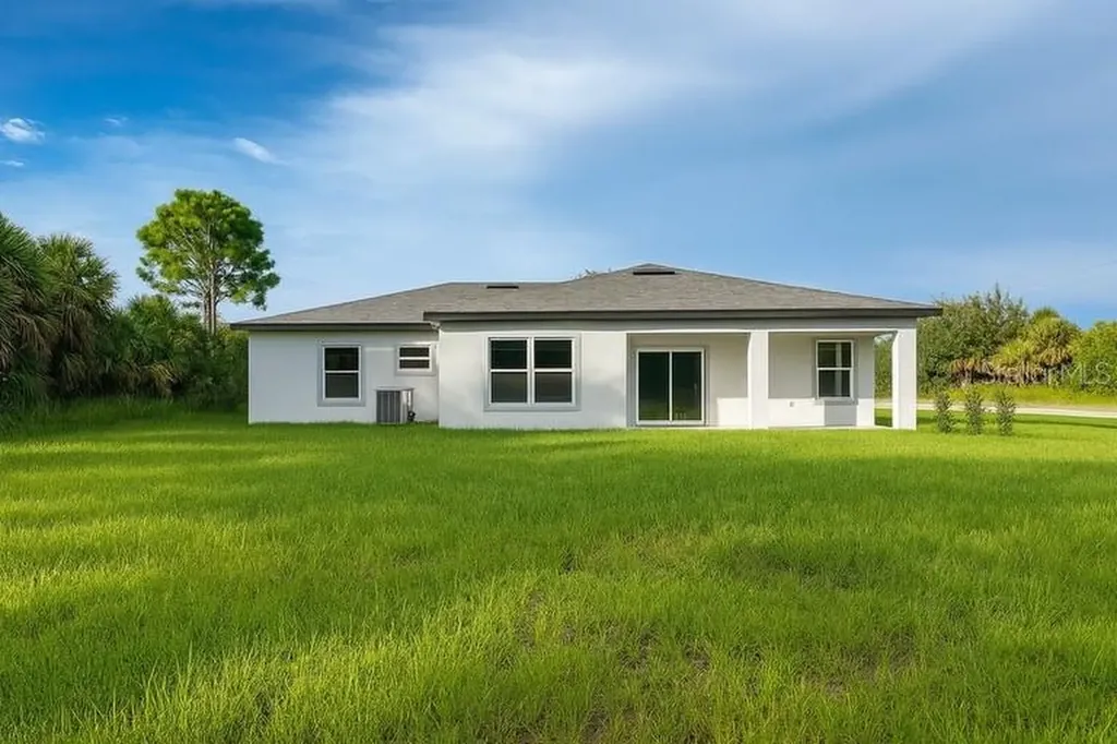 200 Farley Street SW Palm Bay FL 32908
