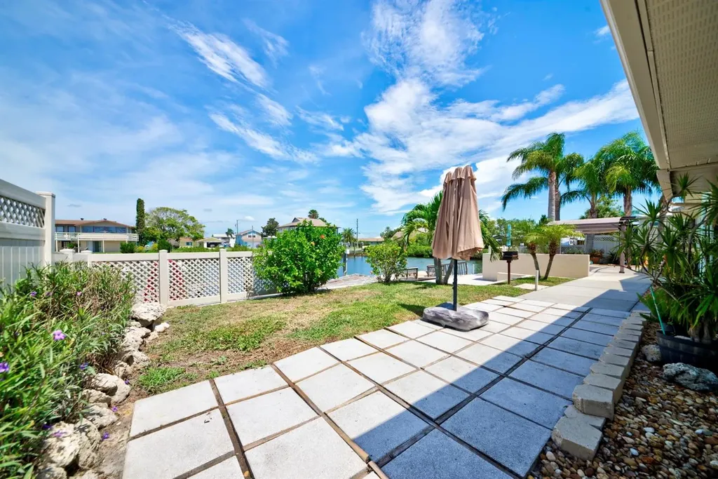 4266 Deleon Drive Hernando Beach FL 34607