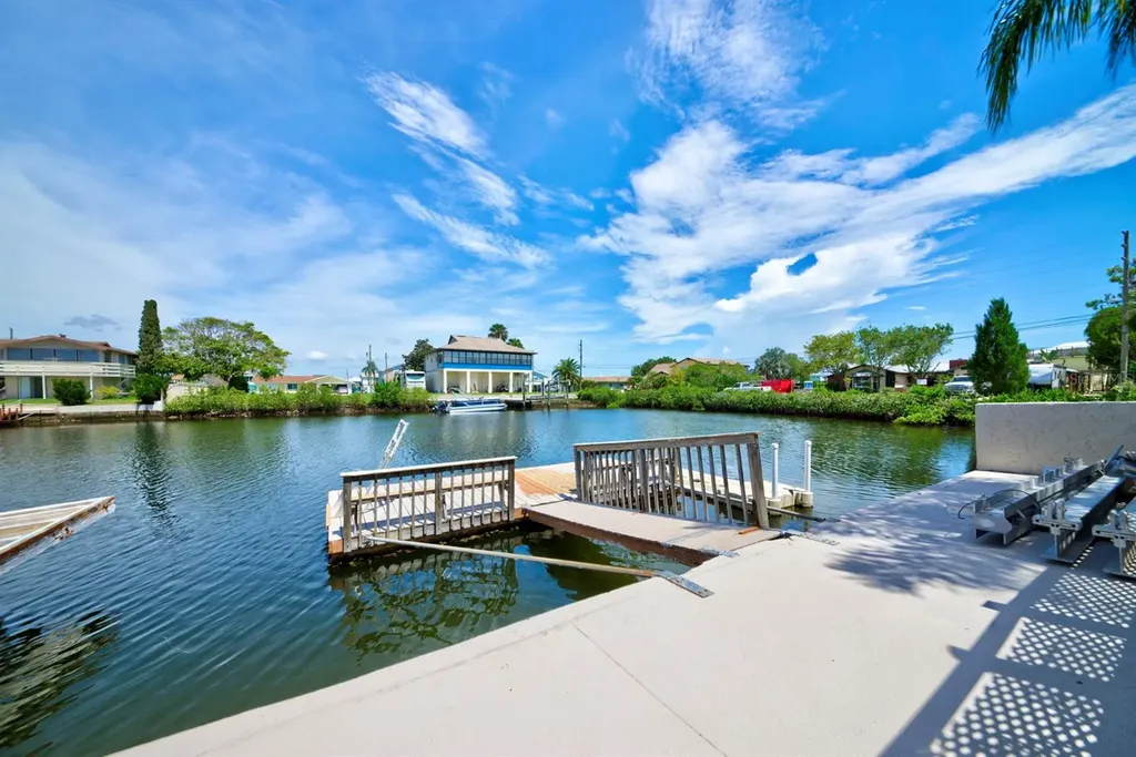 4266 Deleon Drive Hernando Beach FL 34607