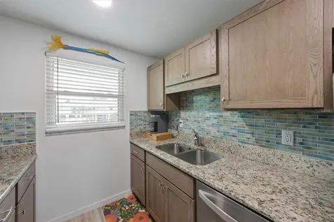 6808 Palm Drive Holmes Beach FL 34217
