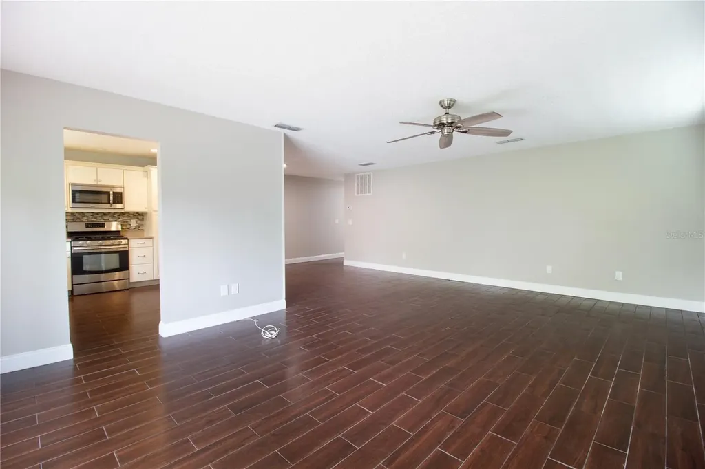 6080 80th Street N St Petersburg FL 33709