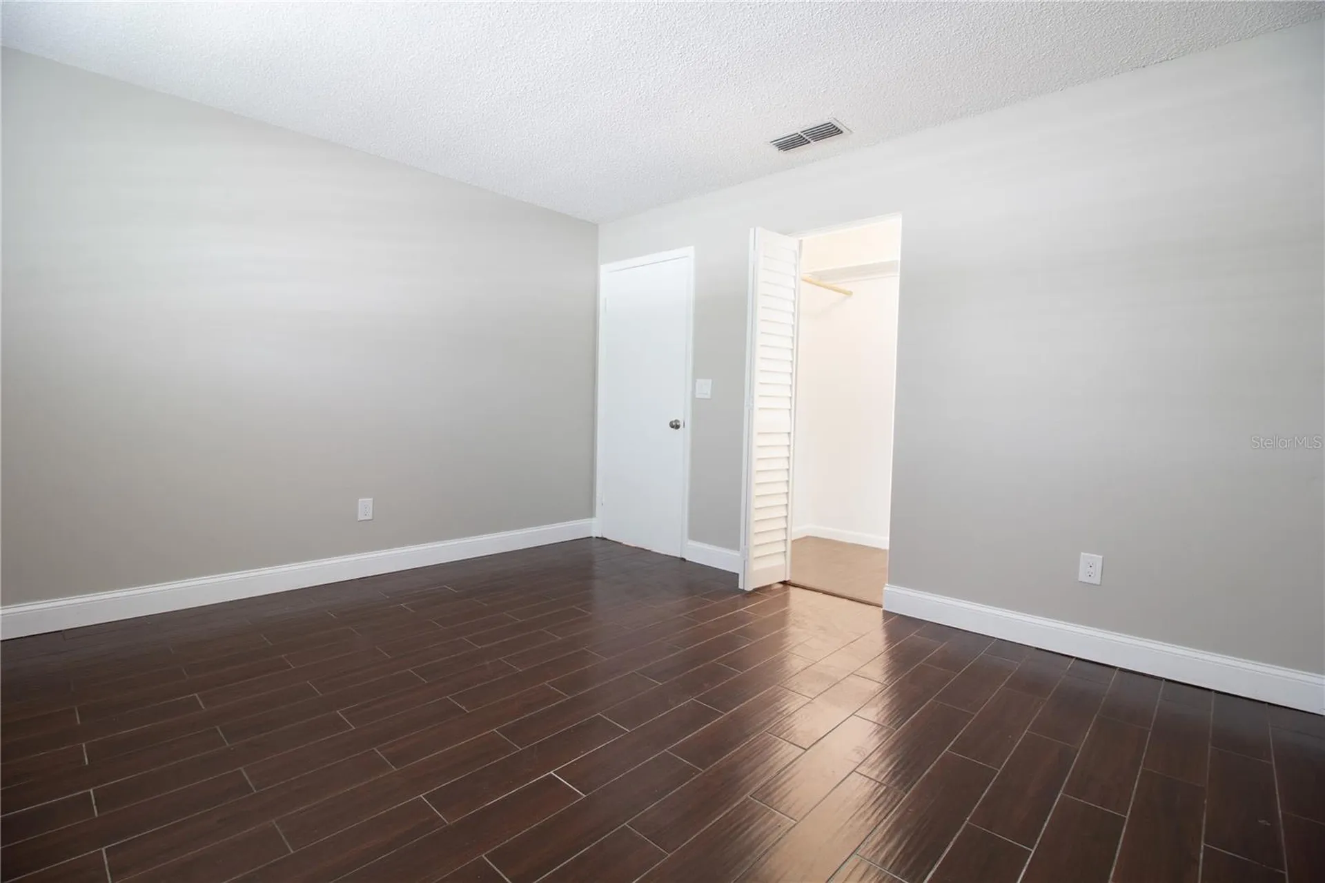 6080 80th Street N St Petersburg FL 33709