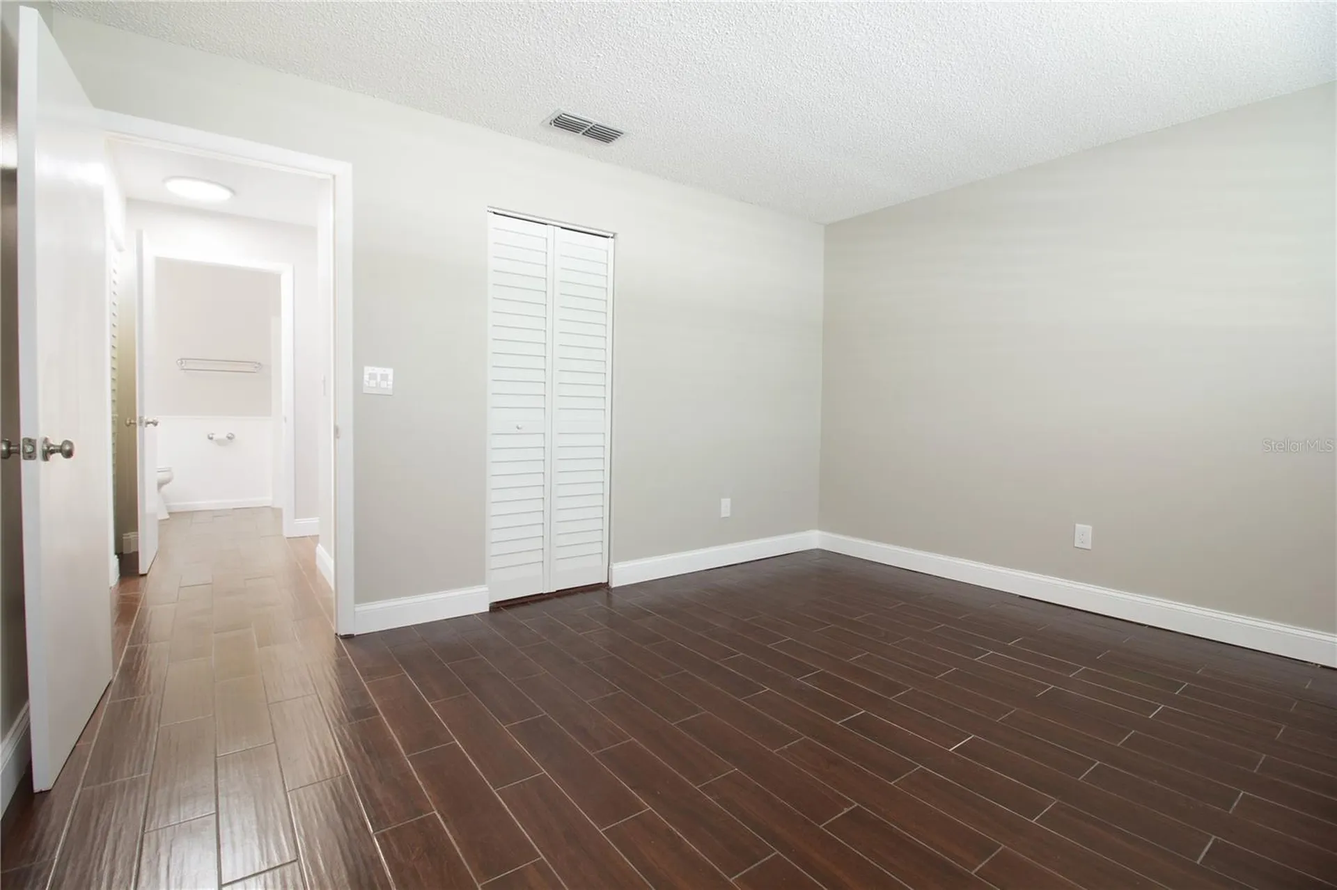 6080 80th Street N St Petersburg FL 33709