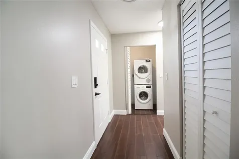 6080 80th Street N St Petersburg FL 33709