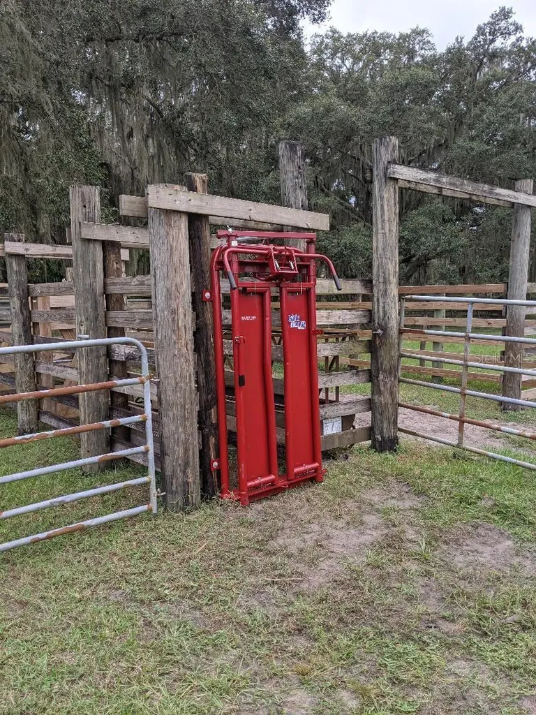 30500 34th Avenue E Myakka City FL 34251