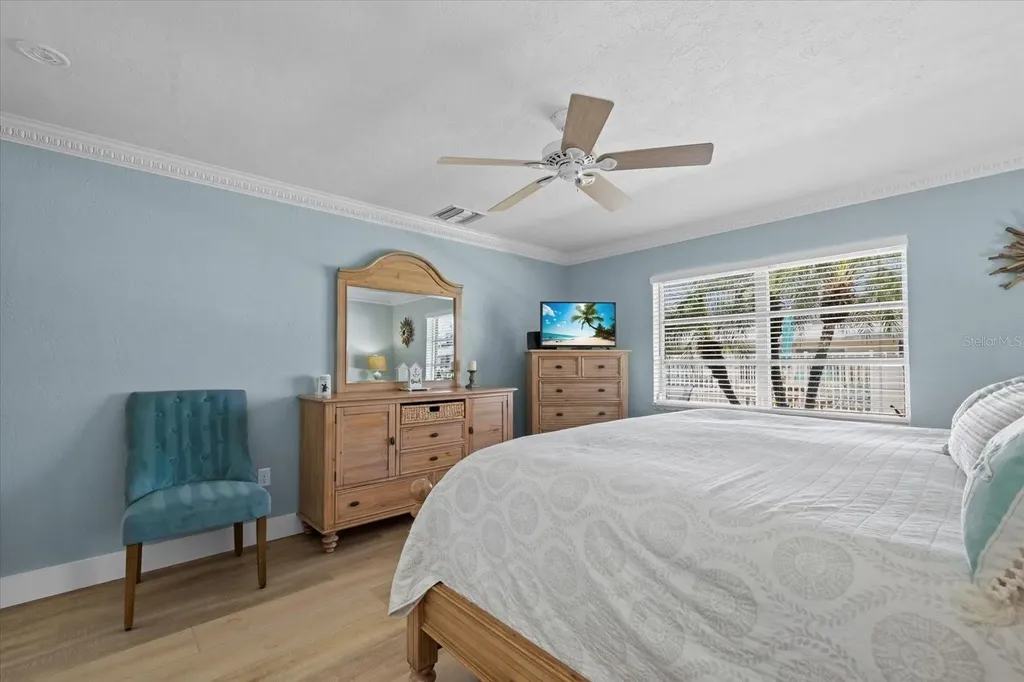 5830 Midnight Pass Road Sarasota FL 34242