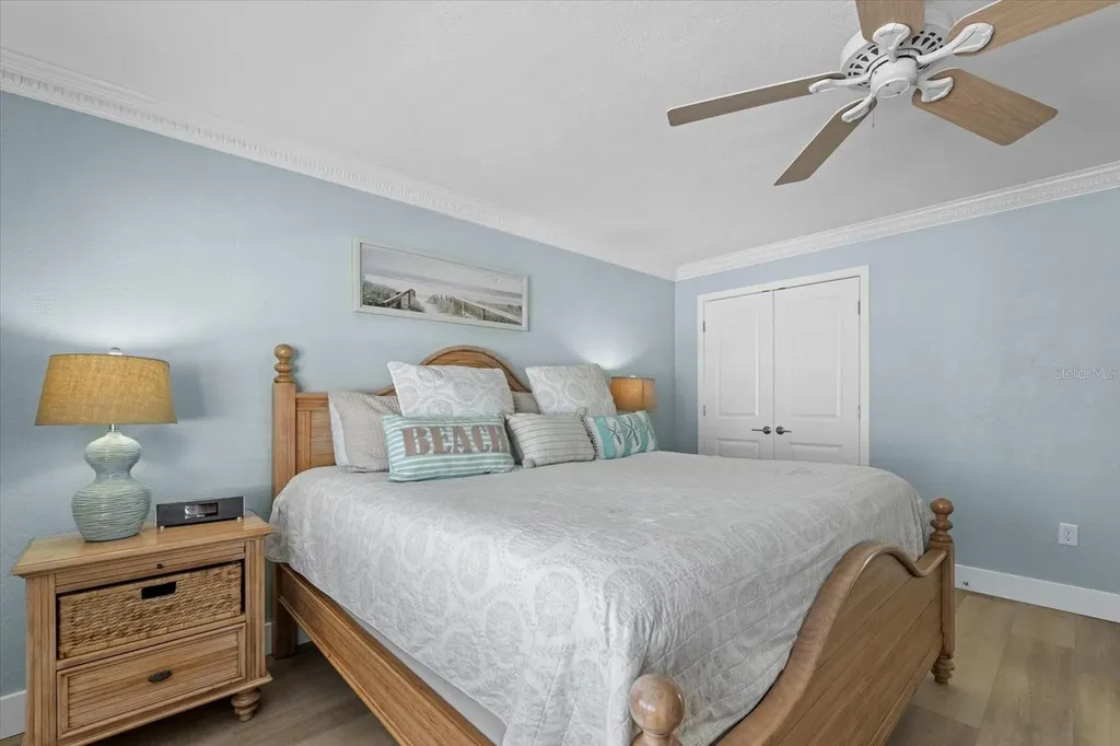 5830 Midnight Pass Road Sarasota FL 34242