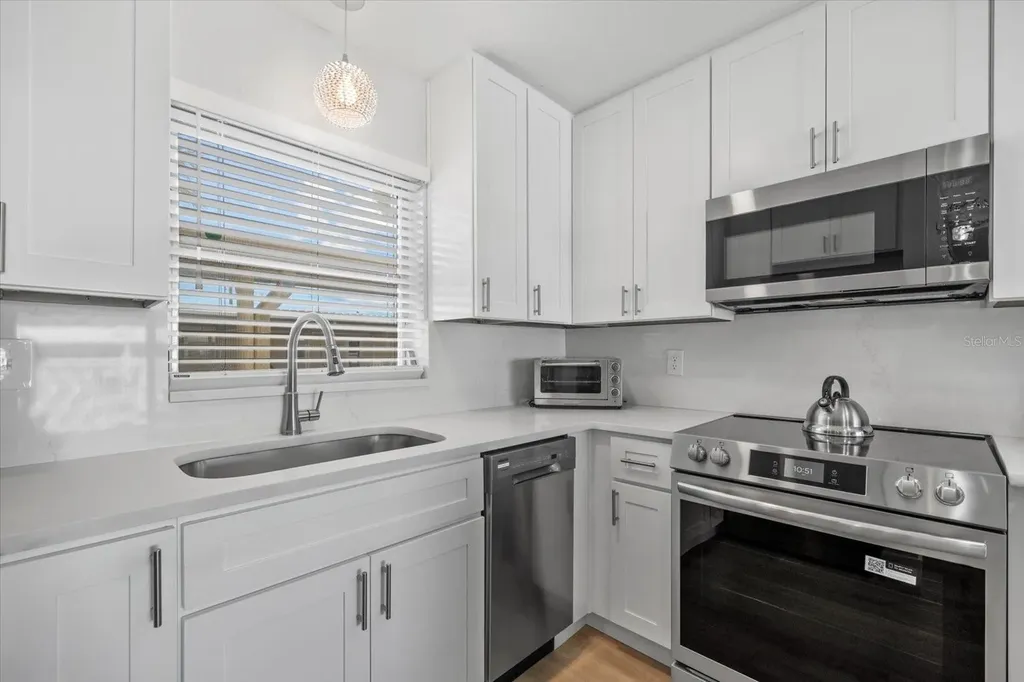 5830 Midnight Pass Road Sarasota FL 34242