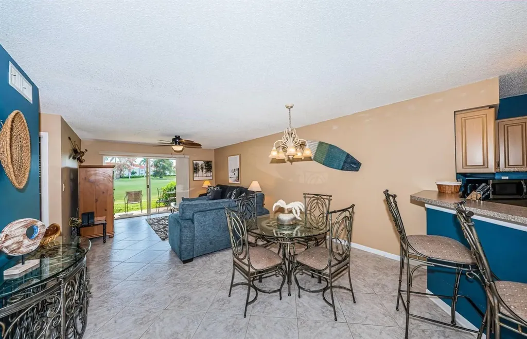 6000 Bahia Del Mar Circle St Petersburg FL 33715