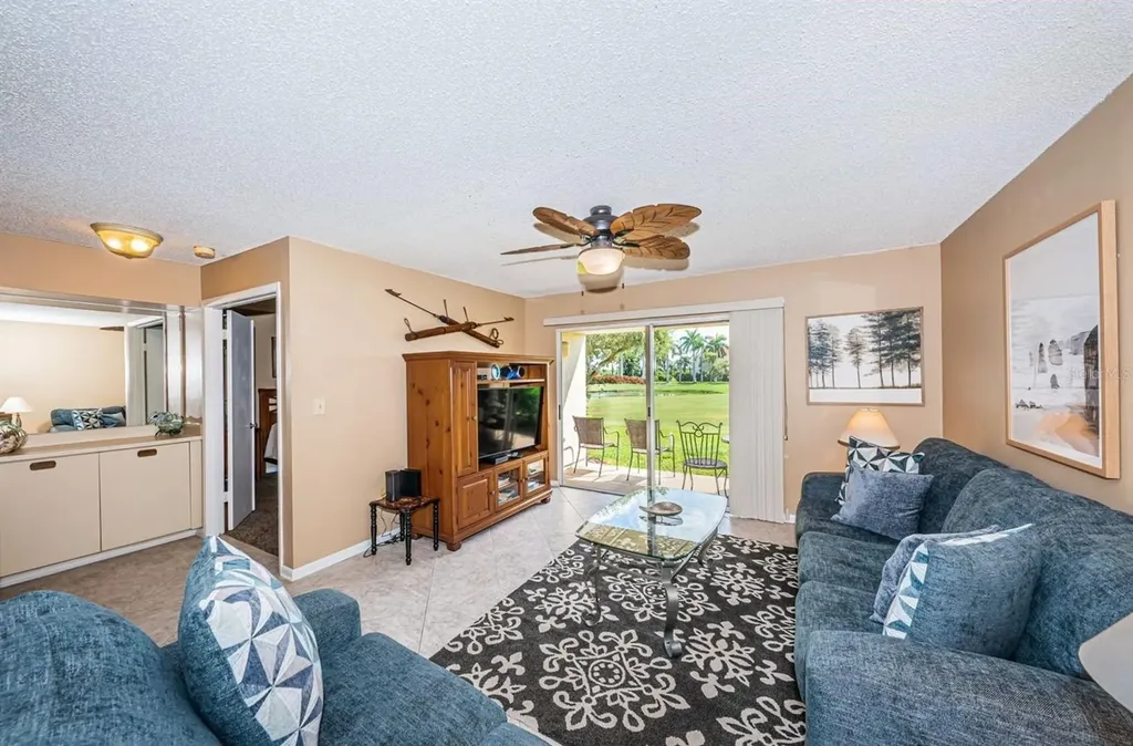6000 Bahia Del Mar Circle St Petersburg FL 33715