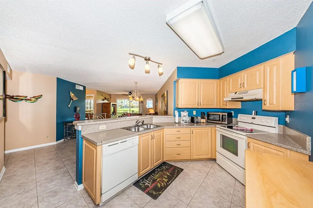 6000 Bahia Del Mar Circle St Petersburg FL 33715