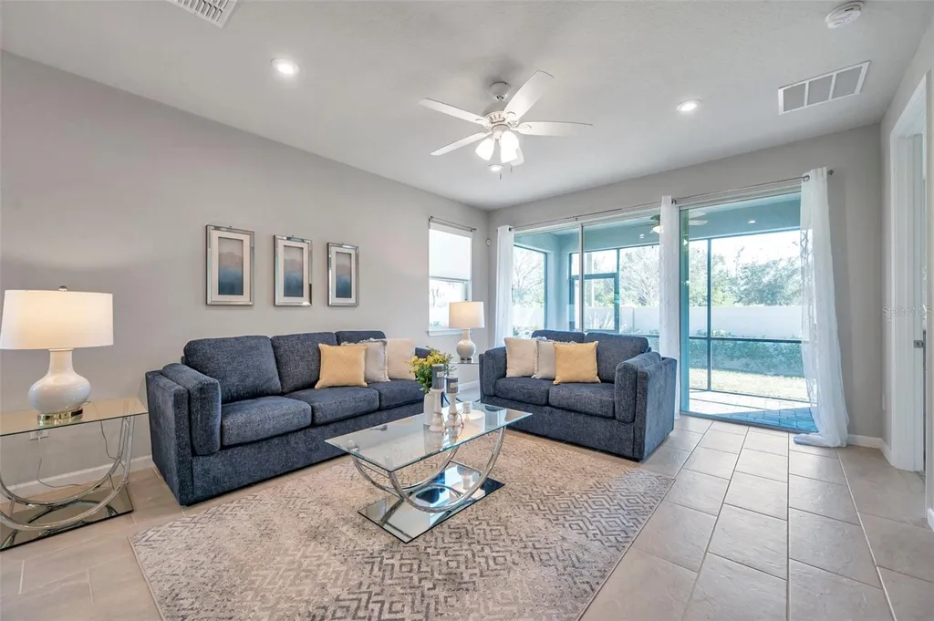 3747 Laughing Dove Avenue Sun City Center FL 33573
