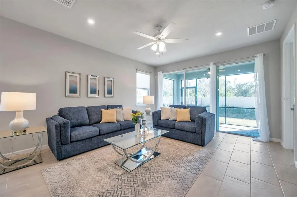 3747 Laughing Dove Avenue Sun City Center FL 33573
