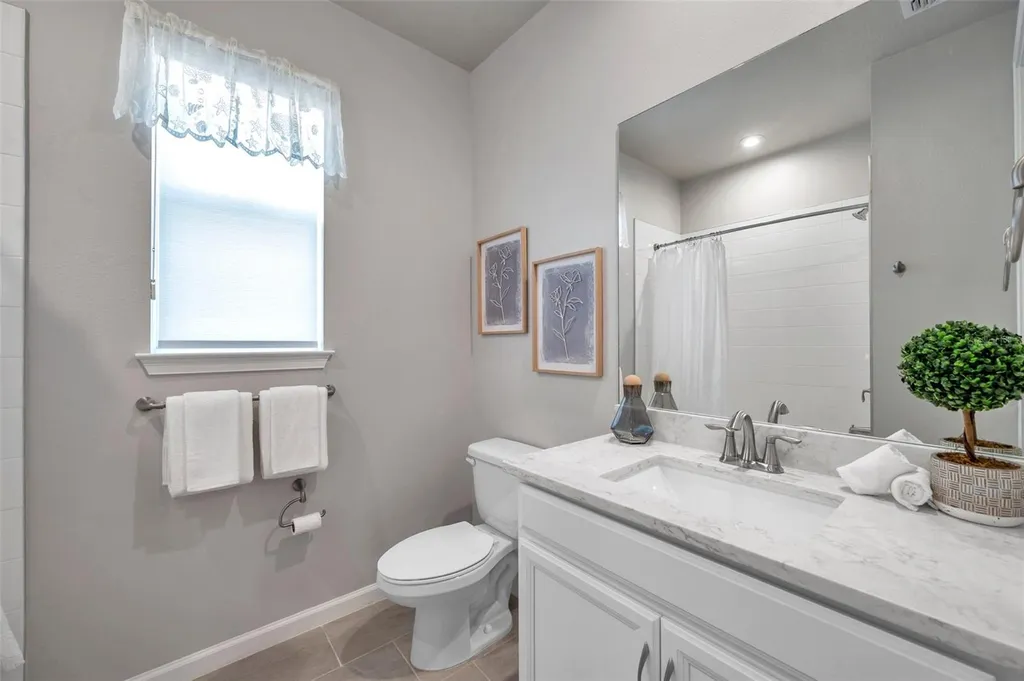 3747 Laughing Dove Avenue Sun City Center FL 33573