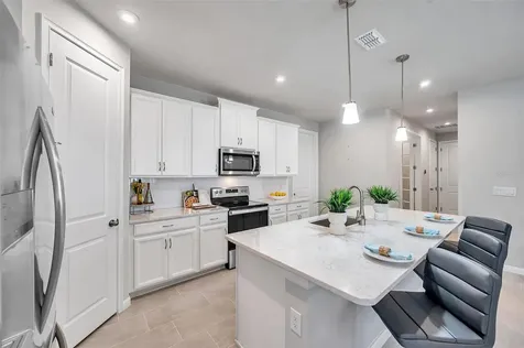 3747 Laughing Dove Avenue Sun City Center FL 33573